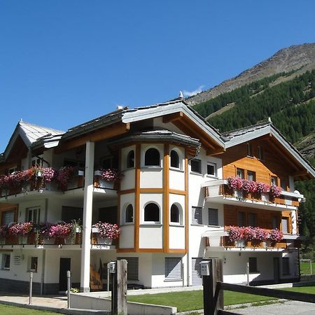 Haus Alpenstern Lägenhet Saas-Grund Exteriör bild